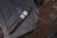 Load image into Gallery viewer, Rocky Patel Olde World Reserve Maduro
